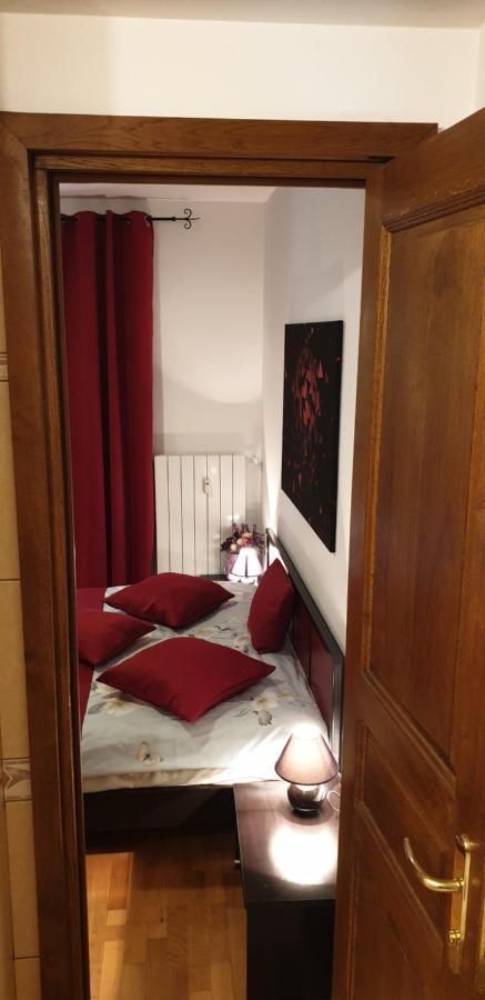 Emma Apartament Sinaia Buitenkant foto